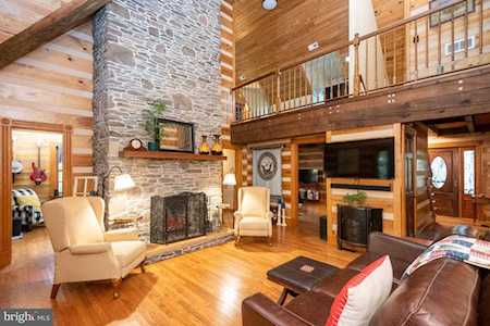 1744 Gablehammer Rd Westminster, MD 21157