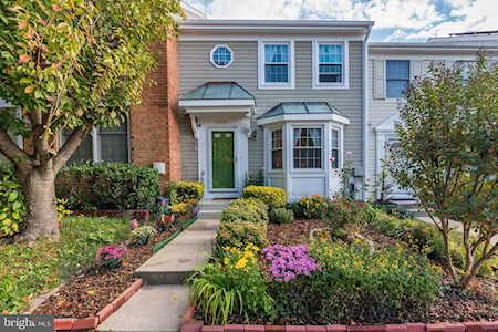 4329 Ambrose Ct Burtonsville, MD 20866