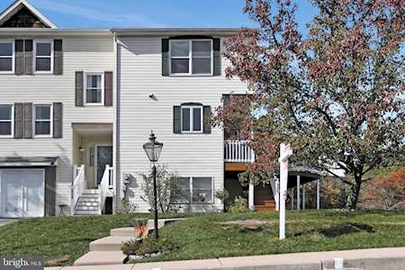 626 Knightsbridge Dr Hagerstown, MD 21740