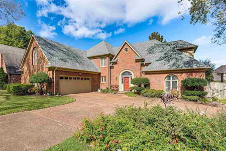 9210 East Bridge Dr Germantown, TN 38139