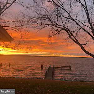 9345 River View Rd Broomes Island, MD 20615