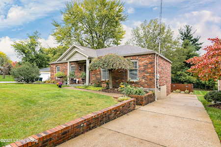 9322 Willowwood Way Louisville, KY 40299