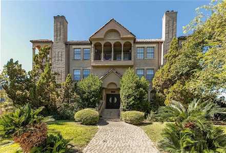 1704 West Ave #107 Austin, TX 78701