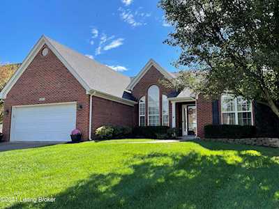 5805 Weatherburn Ct Prospect, KY 40059