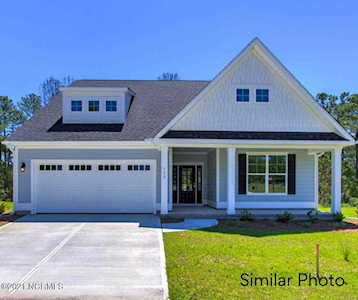 807 Sweetgrass Street Holly Ridge, NC 28445