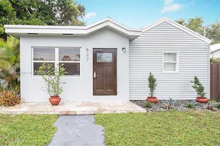 827 NE 87th St Miami, FL 33138