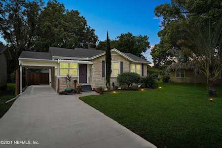 1556 Sheridan St Jacksonville, FL 32207