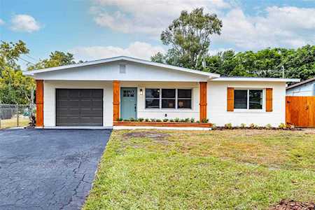 8575 75th Ave Seminole, FL 33777