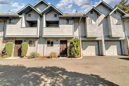918 W Tennyson Road #103 Hayward, CA 94544