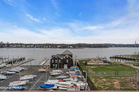 4 Boat Club Ct #2E Red Bank, NJ 07701