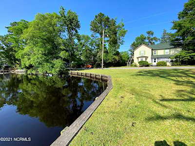 210 Water St Columbia, NC 27925
