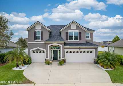 6928 Azalea Grove Dr Jacksonville, FL 32258
