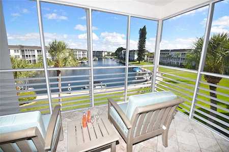 4350 Chatham Dr #305 Longboat Key, FL 34228