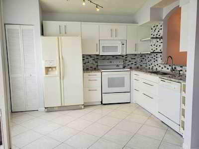 7057 Burgess Drive Lake Worth Beach, FL 33467