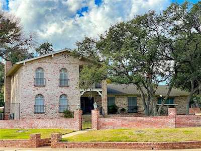 7606 Mesa DR Austin, TX 78731