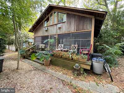 122 Jersey St Dewey Beach, DE 19971