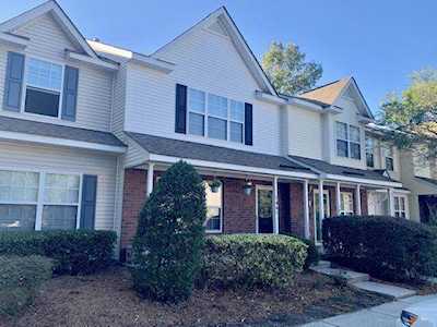 7961 Shadow Oak Dr North Charleston, SC 29406