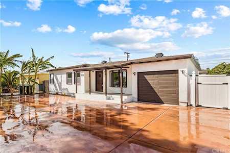 1105 E Walnut Ave Fullerton, CA 92831