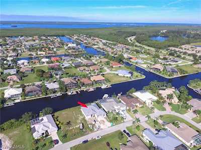 2532 SW 26th Place Cape Coral, FL 33914