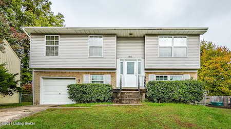 8800 Lantana Dr Louisville, KY 40229