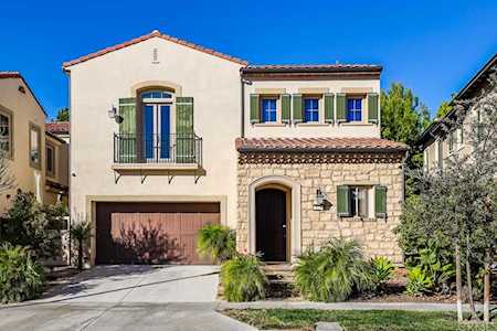 125 Bridle Irvine, CA 92602