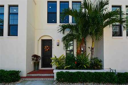 1270 May Ln Sarasota, FL 34236