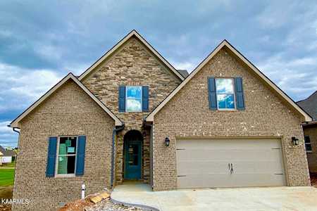 101 Chimney Rock Dr Lenoir City, TN 37771