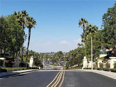 235 Villa Point Dr Newport Beach, CA 92660