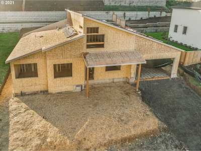 8947 SE Stillwater Ln #lot42 Happy Valley, OR 97086