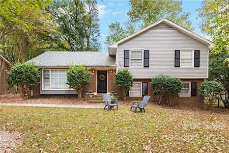 416 Kelford Ln Charlotte, NC 28270