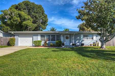 10851 Temple TERRACE Seminole, FL 33772