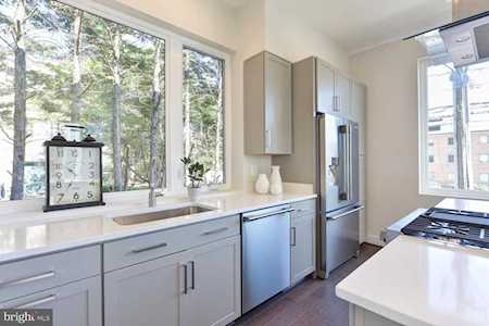2829 24th Rd Arlington, VA 22206