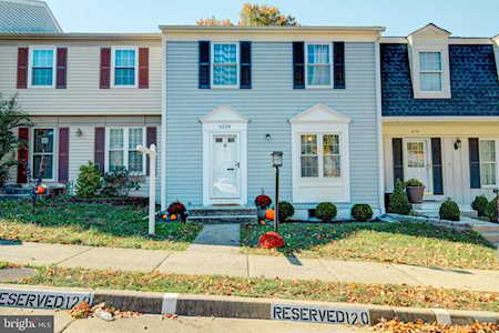 6258 Astrid Cove Centreville, VA 20120