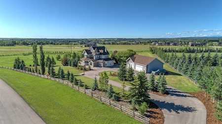 31055 Elbow River Dr Rural Rocky View County, AB T3Z 2T9