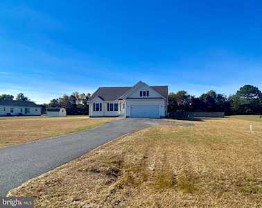 23014 Deep Creek Dr Lincoln, DE 19960