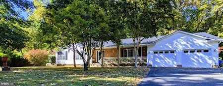 17347 Whitaker Ct Saint Inigoes, MD 20684