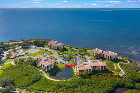 201 Mariner Dr #201 Tarpon Springs, FL 34689