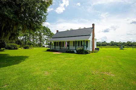 2399 Old Ray City Rd Nashville, GA 31639
