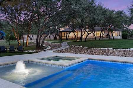 5109 Great Divide DR Bee Cave, TX 78738