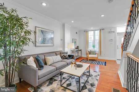2430 Montrose St Philadelphia, PA 19146