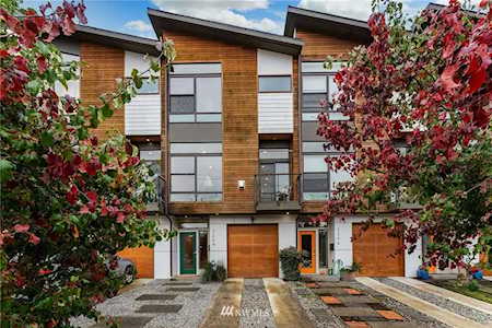2204 N 8th St Tacoma, WA 98403