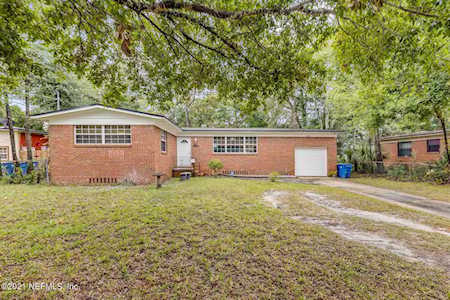 2934 Cesery Blvd Jacksonville, FL 32277