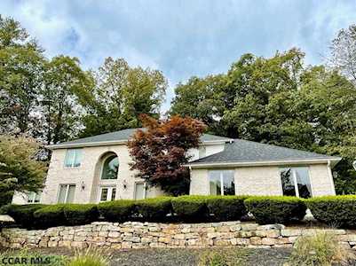 2293 Oak Leaf Drive State College, PA 16803
