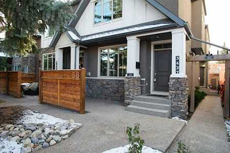3427 5 Ave NW #2 Calgary, AB T2V 0V5