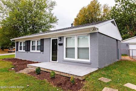 9510 Sue Helen Dr Louisville, KY 40299