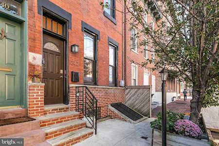 242 Fairmount Ave Philadelphia, PA 19123