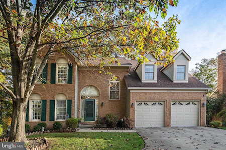 2901 Mother Well Ct Herndon, VA 20171