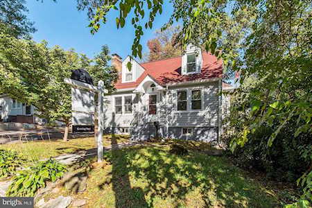 3916 Oglethorpe St Hyattsville, MD 20782