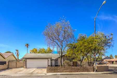 3727 Prosperity Ln Las Vegas, NV 89147