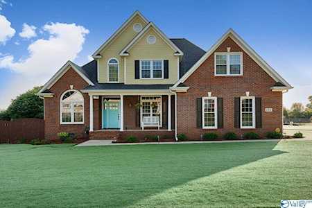 101 Falls Creek Circle Hazel Green, AL 35750